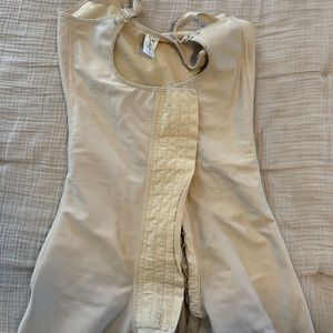 Stage 2 Faja / Compression garment